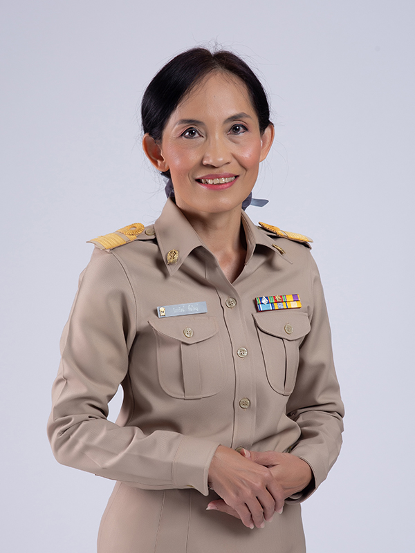นางวิภารัตน์ ยิ้มใหญ่