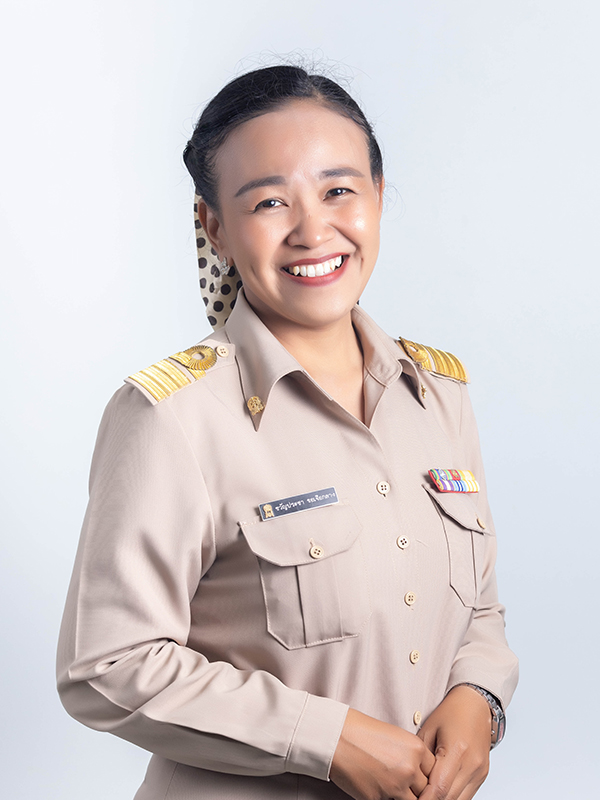 นางสาวขวัญประชา ขอเจือกลาง