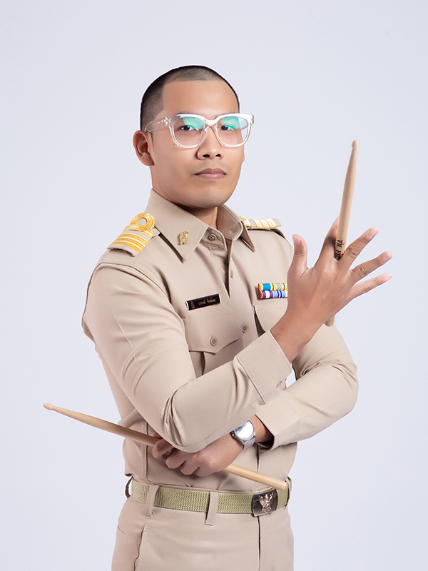นายวรพจน์ ชั่งเลื่อย