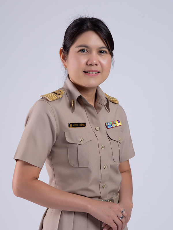 นางสาวเพชรรัตน์ สนธ์หอม
