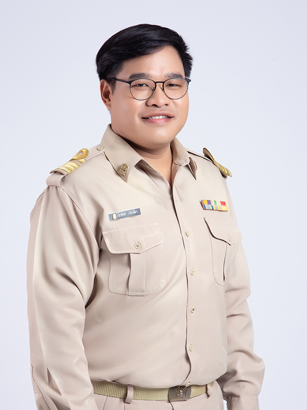 นายอาทิตย์ เวียงสิมา