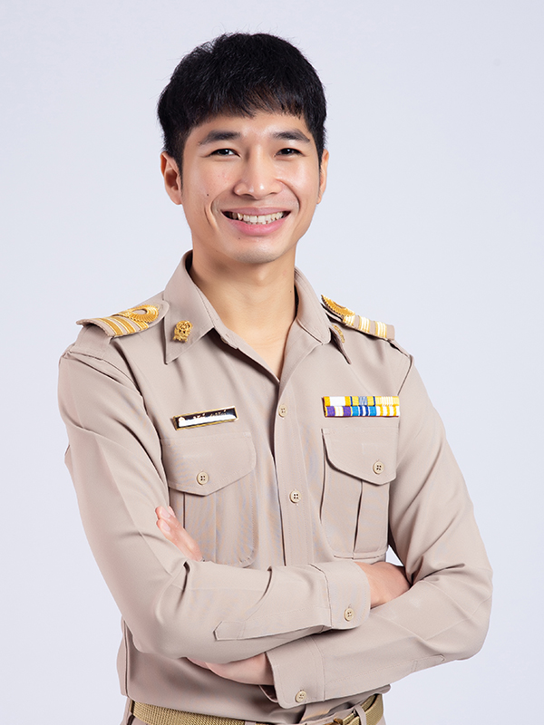 นายวิภัทร์ สุทธิจักร์