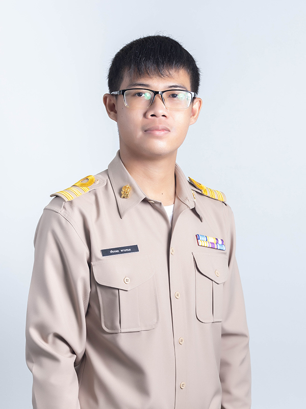 นายพัชรพล พานชนะ