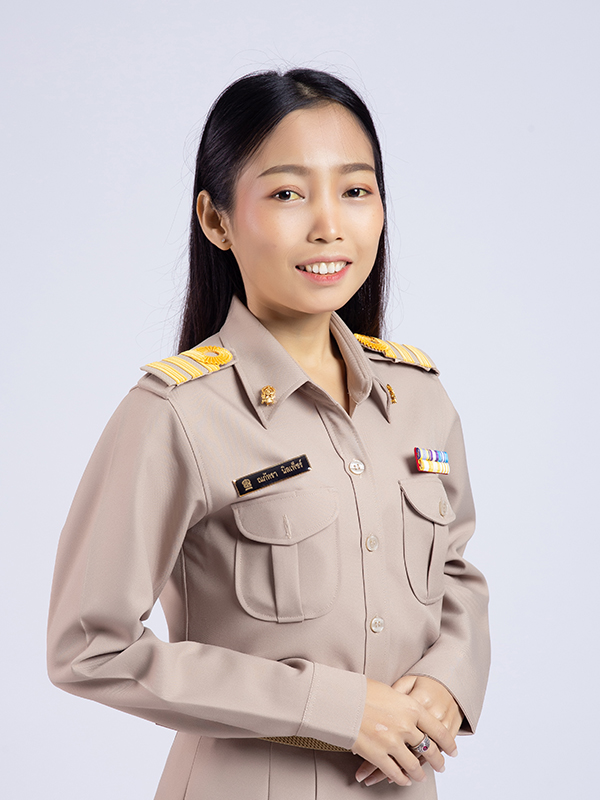 นางสาวณภัทรา นิลเพ็ชร์