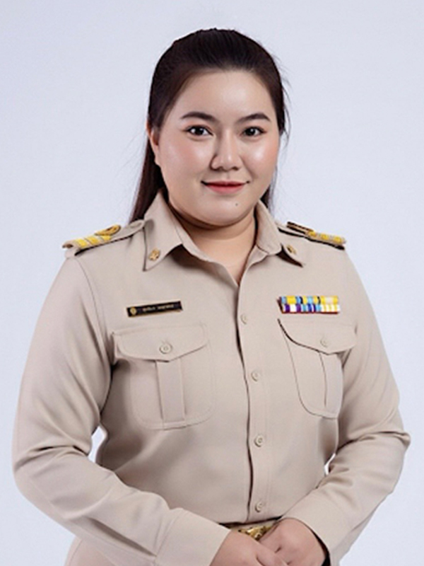 นางสาวสุทธิดา เหลาทอง