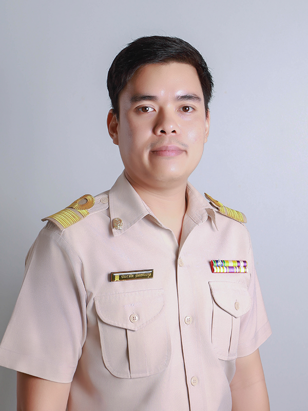 นายประกาศิต ฉันทพิริยกุล